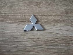 Mitsubishi Silver Emblem Logo 4.3 cm