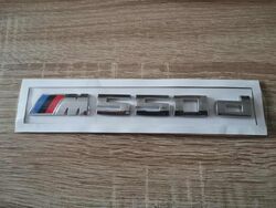 BMW M550d Glossy Silver Emblem